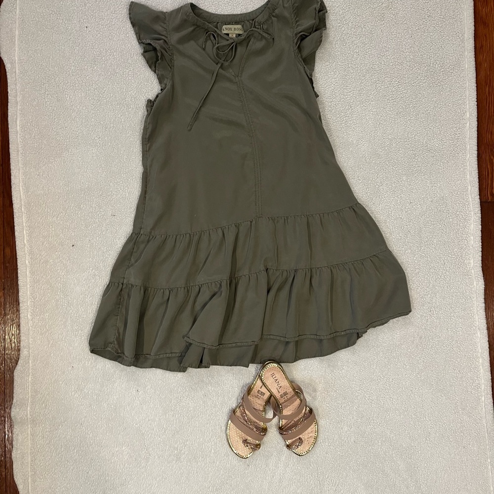 👗Olive green Target dress -Size MEDIUM